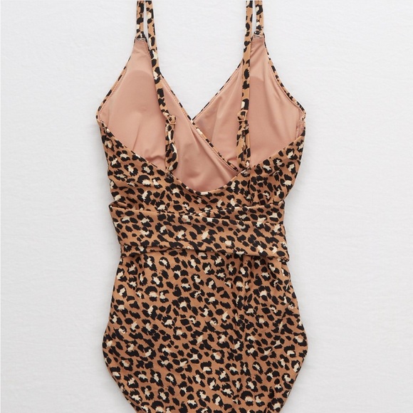 Aerie Leopard Full Coverage One Piece Swimsuit - Picture 4 of 7